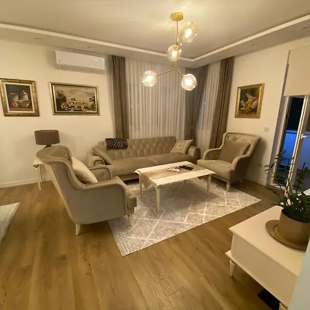 Διαμέρισμα Golden Nest *