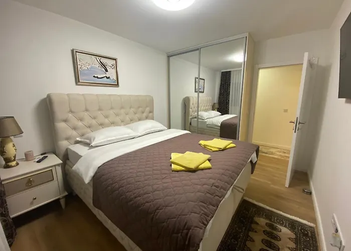 Golden Nest Apartman *